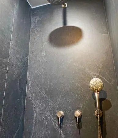 Apartman Galvani Gem In 17 *